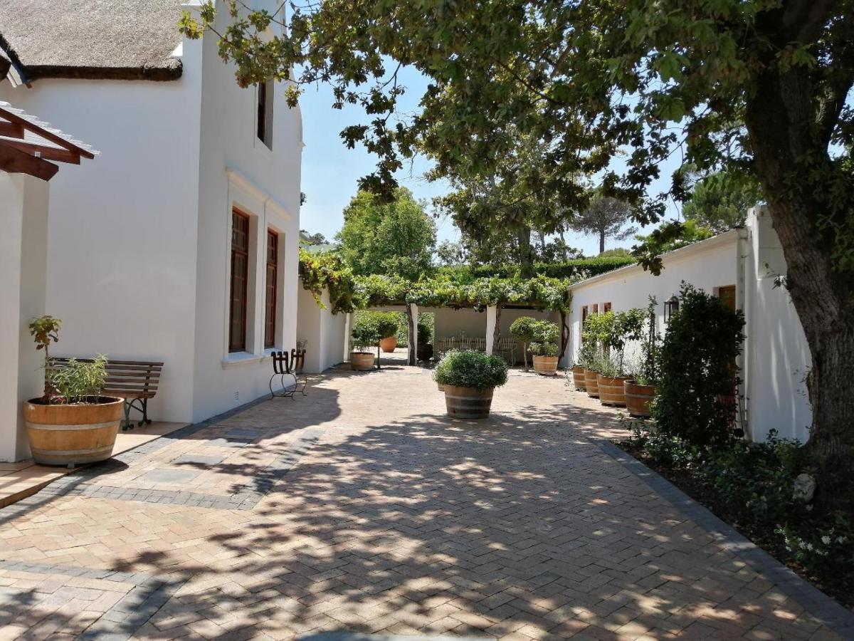 Avontuur Manor House And Wine Estate Bed & Breakfast Somerset West Exterior photo