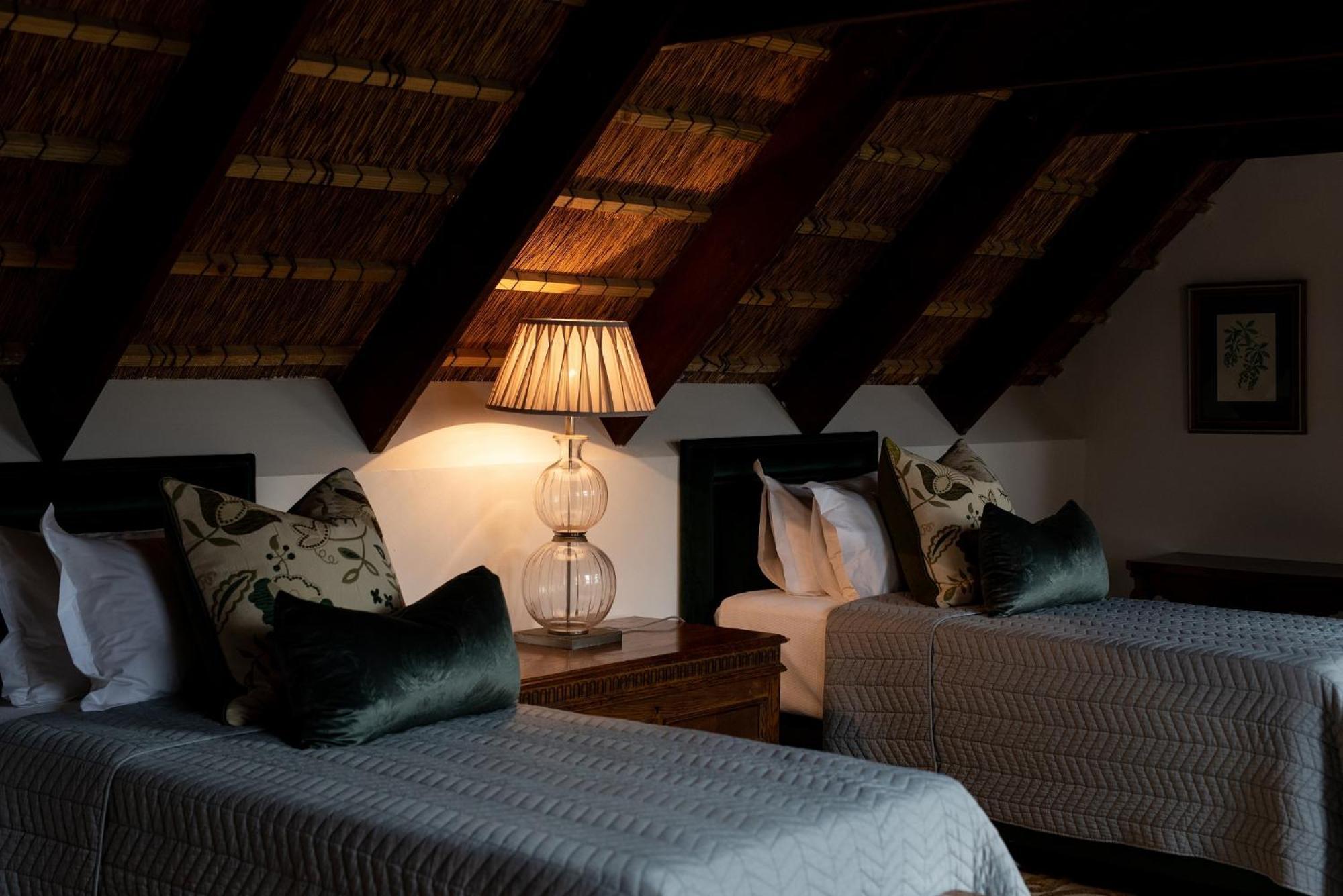 Avontuur Manor House And Wine Estate Bed & Breakfast Somerset West Room photo